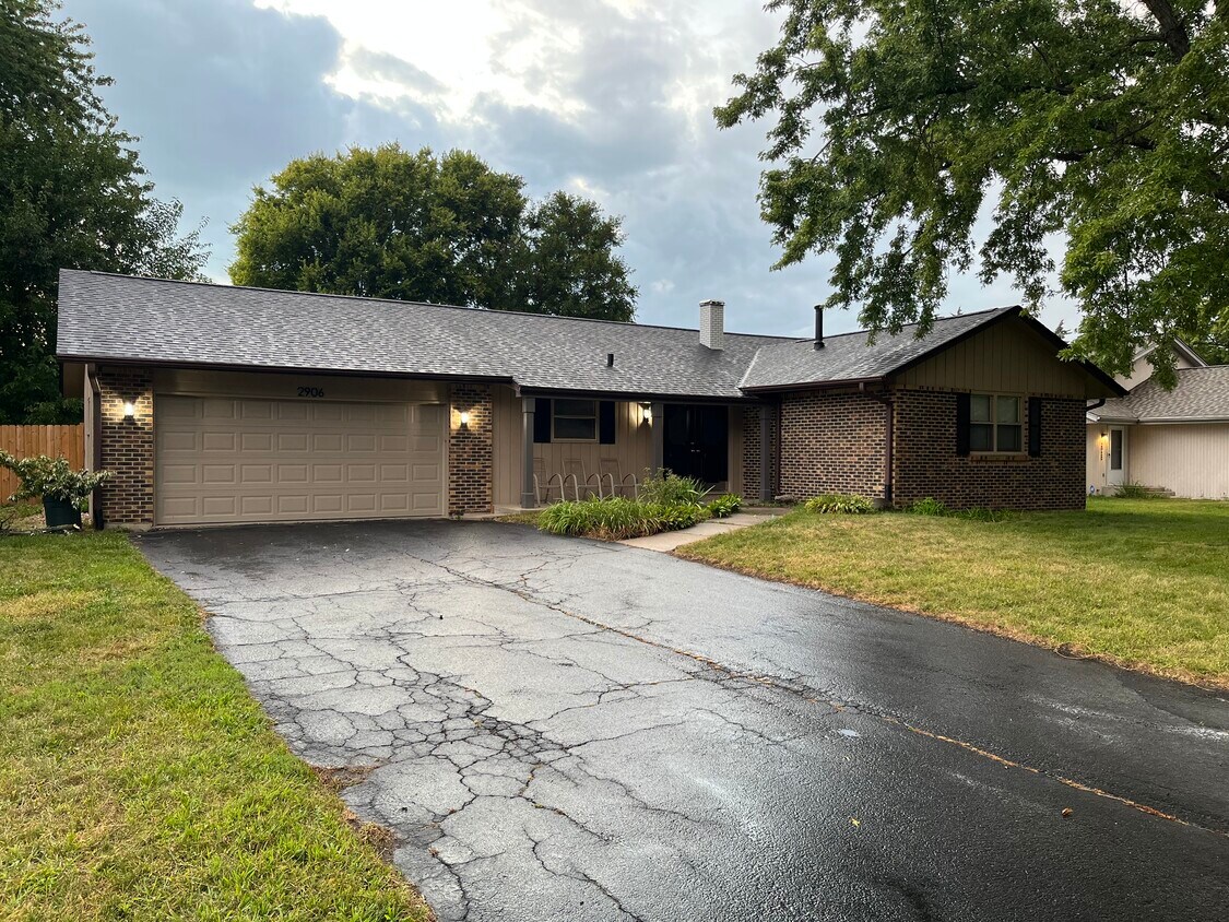 2906 Southbridge Rd, Rockford, IL 61114 House Rental in Rockford, IL