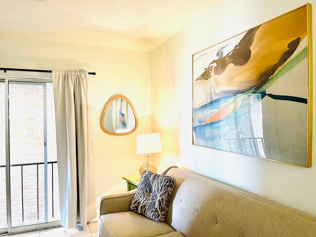 Photo - 2224 S Piney Point Rd Apartment