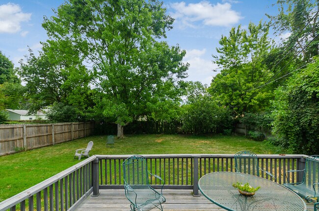 Foto del edificio - 960 Rose Pl