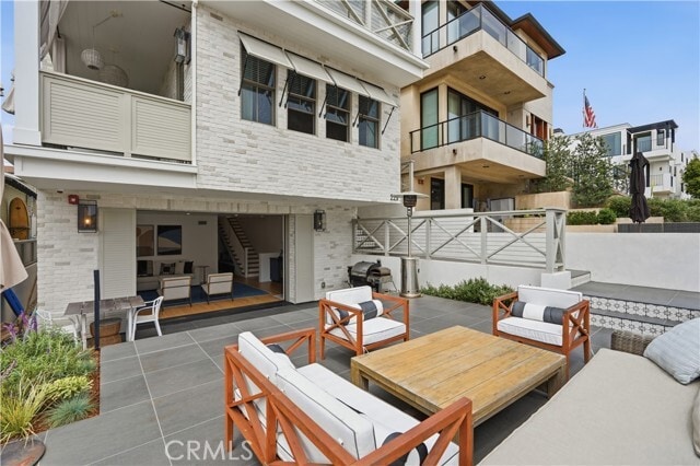 Building Photo - 229 Eighth St