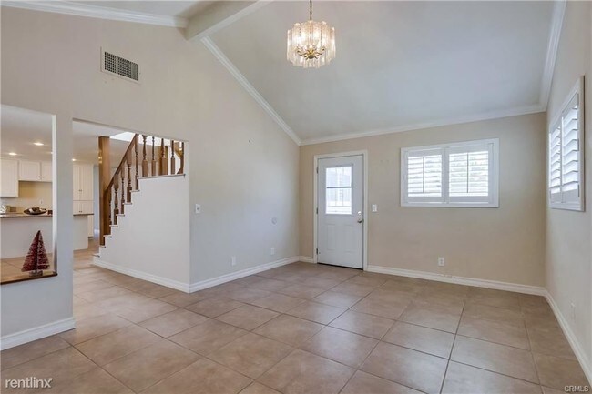 Building Photo - 7 br, 3 bath House - 6151 Leyte St