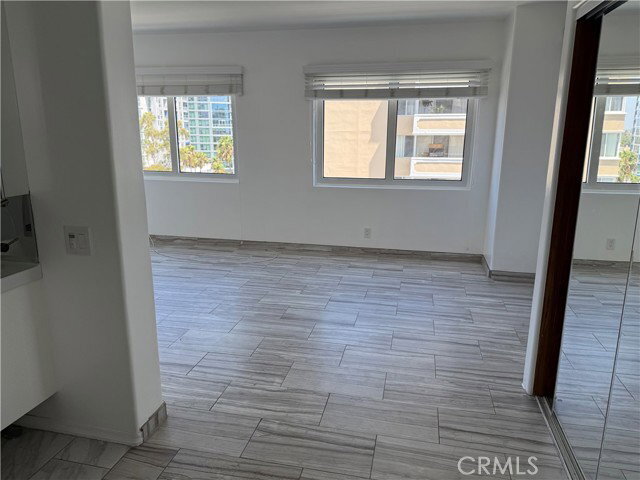 Foto del edificio - 525 E Seaside Way