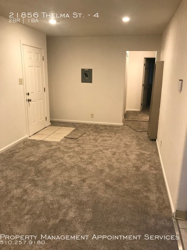 Building Photo - 2BD- 4-PLEX $500 MOVE-IN BONUS & NO APP FEE!