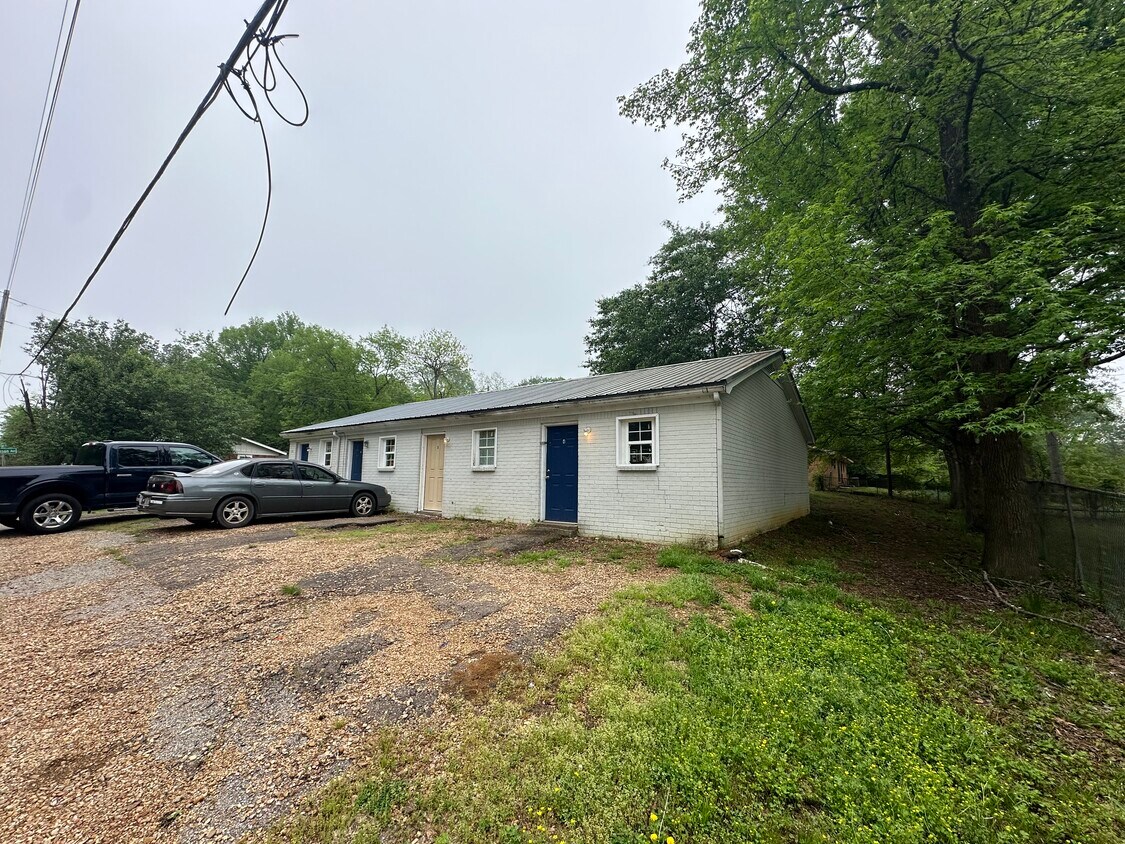 Primary Photo - 159 E Tenth St