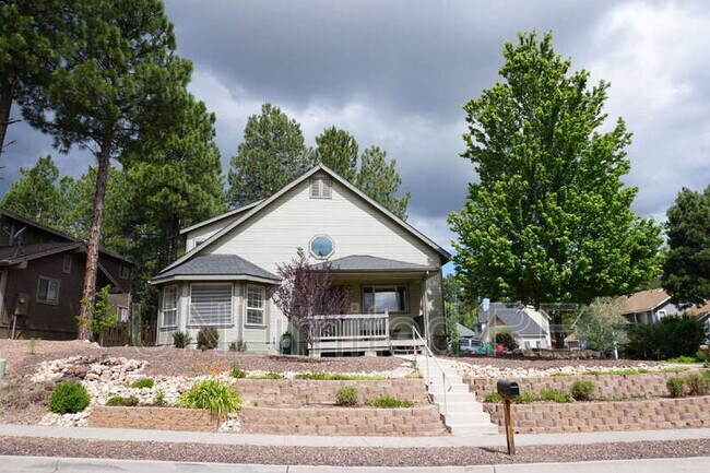 Building Photo - 4154 S Pheasant Run Dr