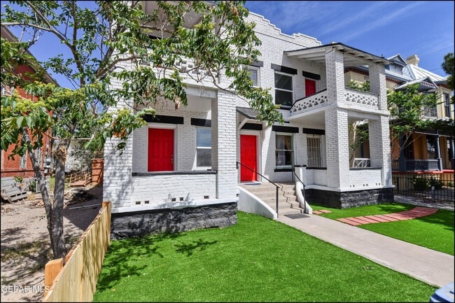 Building Photo - 615 Arizona Ave