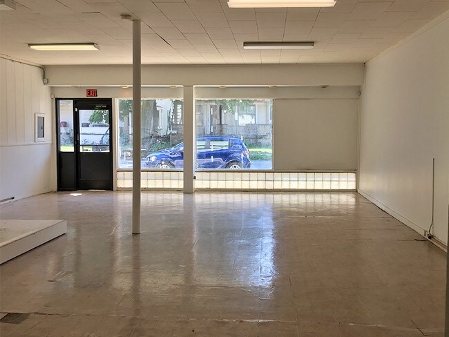 900 SF (+/-) Mixed-Use Commercial Space For Lease 2 Blocks from Gannon Univeristy - 624 W 8th St