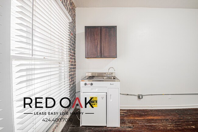 Foto del edificio - 854 S Oxford Ave