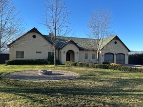 Building Photo - 4760 S Stage Rd