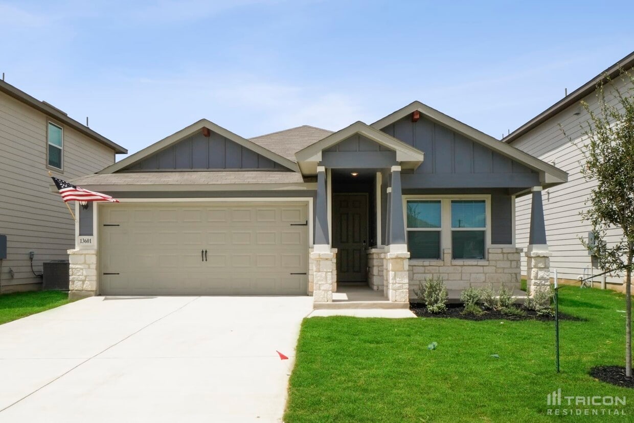 13601 Paxton Boulevard Saint Hedwig TX House Rental in Saint Hedwig