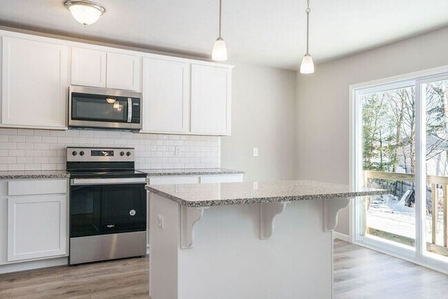 Building Photo - 10064 Whitetail Ln