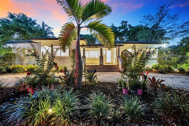 Foto del edificio - 5701 SW 33rd St