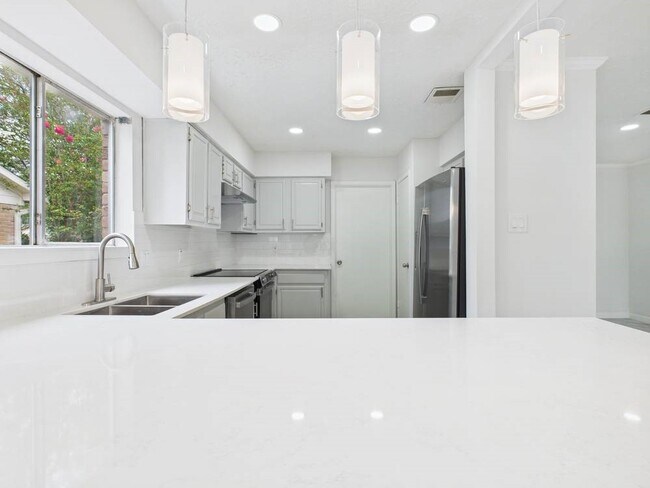 Foto del edificio - 506 Coppersmith Dr