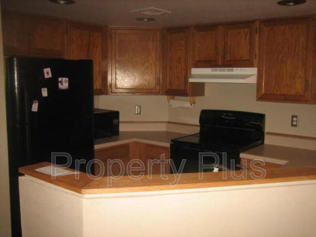 Foto del edificio - 3228 W Glendale Ave