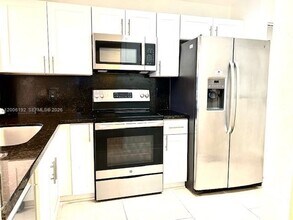 Building Photo - 871 NE 207th Terrace