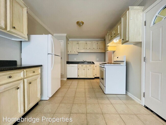 Building Photo - 3 br, 1 bath House - 2248 Norwood Dr NW