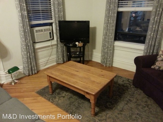 Foto del edificio - 858 N Wood St