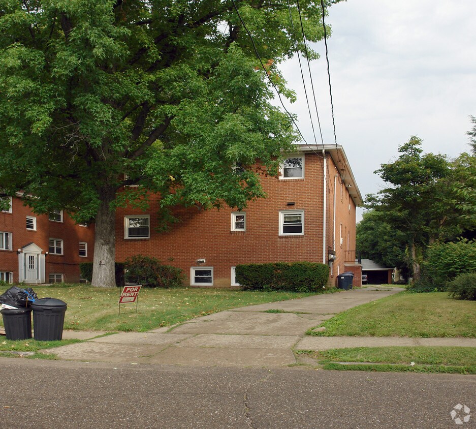 Foto del edificio - 1331 14th St NW