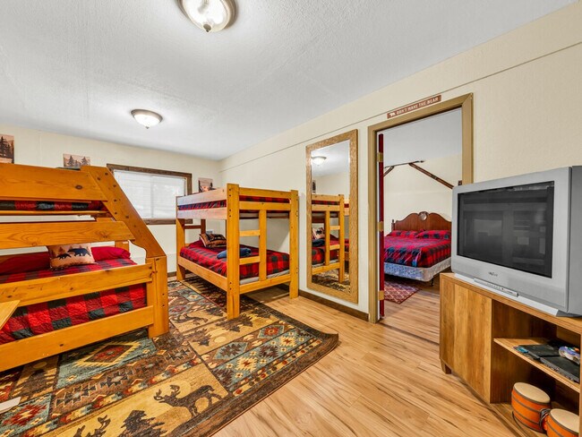 Foto del edificio - 23672 CA-108