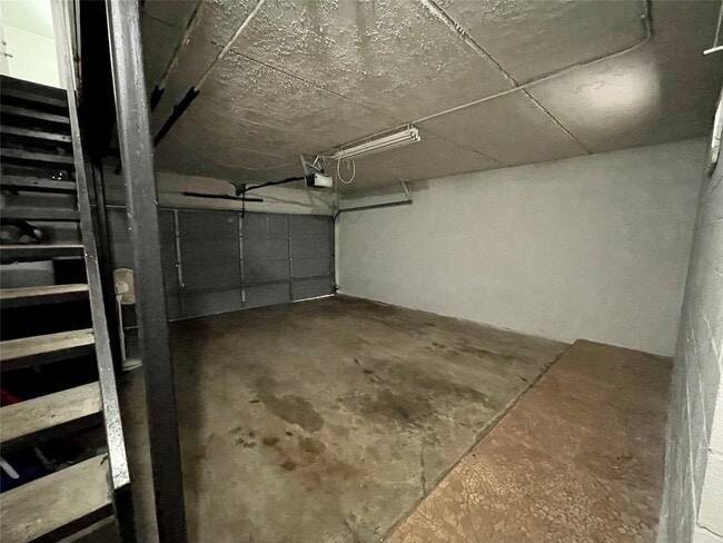 Building Photo - 2103 Place Rebecca Ln