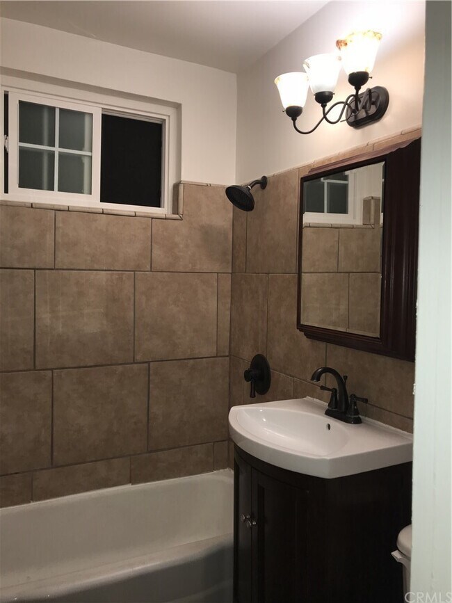 Bathroom - 1877 San Francisco Ave