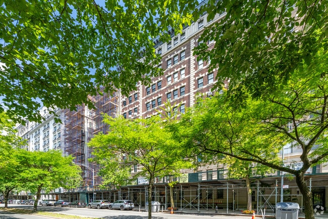 Building Photo - The Brookfield