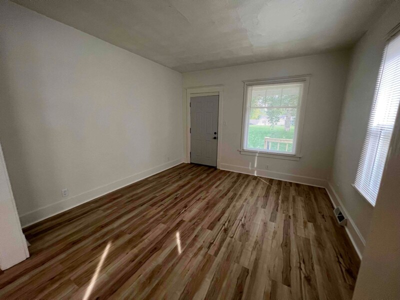 222 6th St, Silvis, IL 61282 House Rental in Silvis, IL