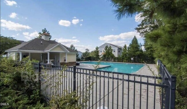 Building Photo - 11730 Mezzanine Dr