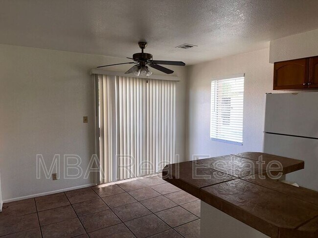 Foto del edificio - 195 N Cottonwood St
