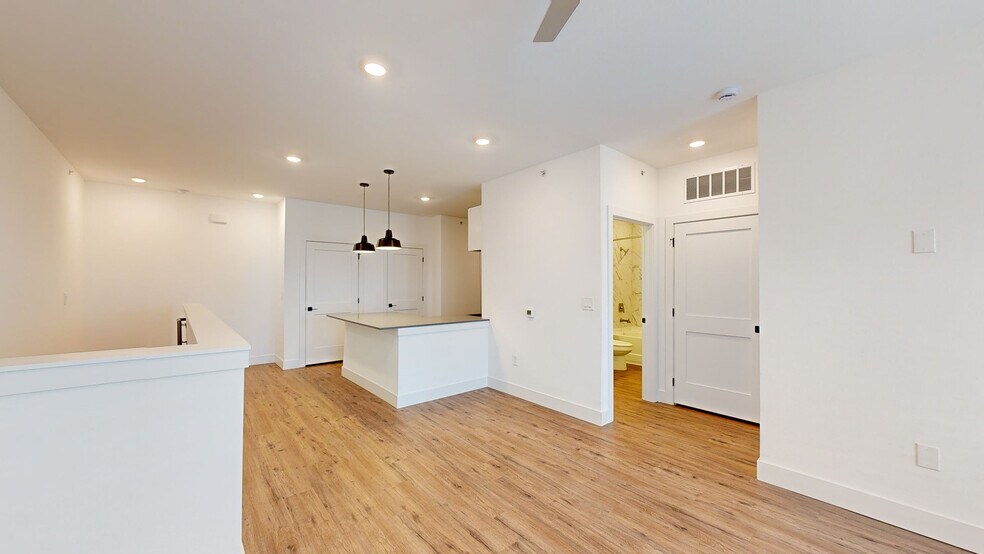 Maverick Modern Apartments