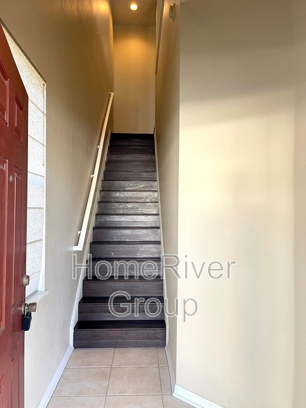 Building Photo - 9502 W Park Village Dr