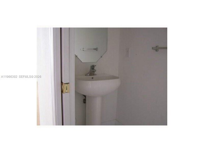 Foto del edificio - 2779 SW 82nd Ave