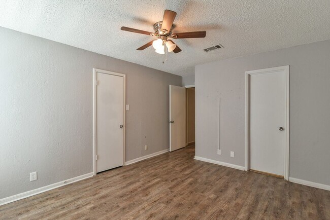 Foto del edificio - Affordable 2 bedroom in North Arlington