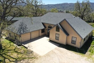 Building Photo - 24121 Martingale Way