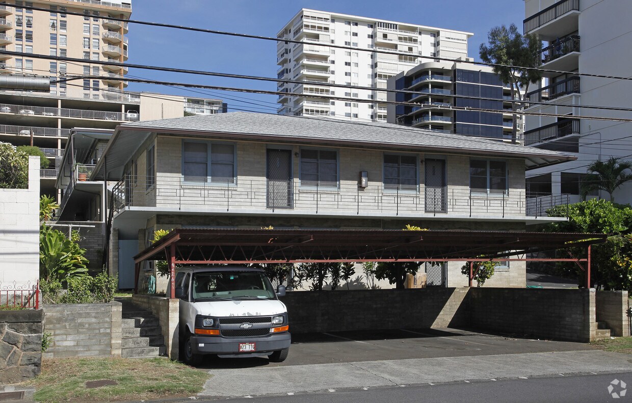 Primary Photo - 1552 Thurston Ave