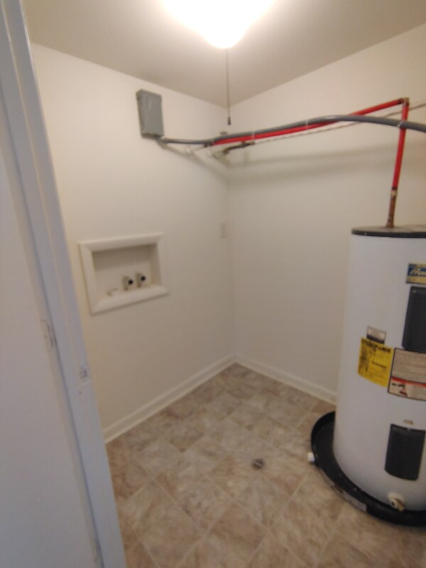 Building Photo - 600 Reusens Rd