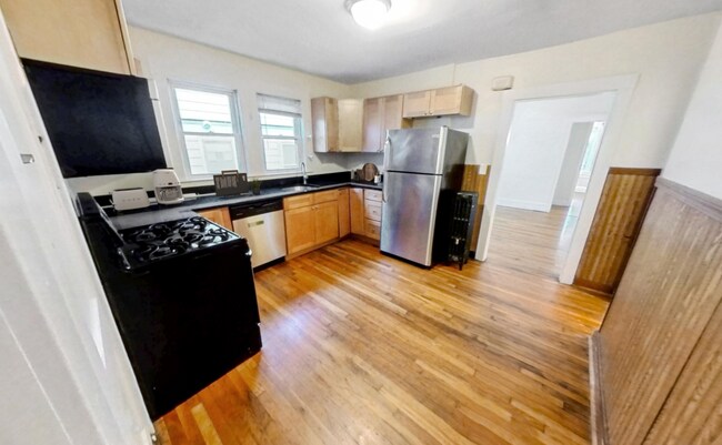 Foto del edificio - 240 Parker Hill Ave