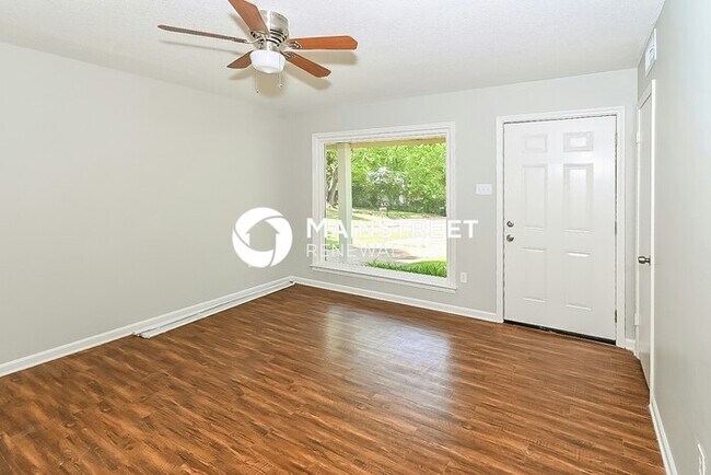 Building Photo - 3 Bedroom Pet-Friendly Home in Southaven, ...