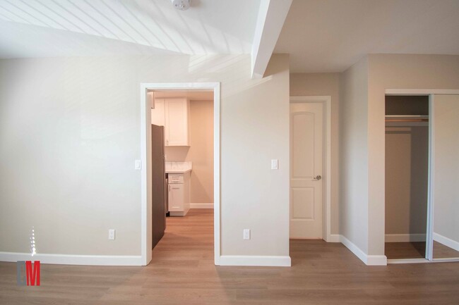 Interior Photo - Towle Ct