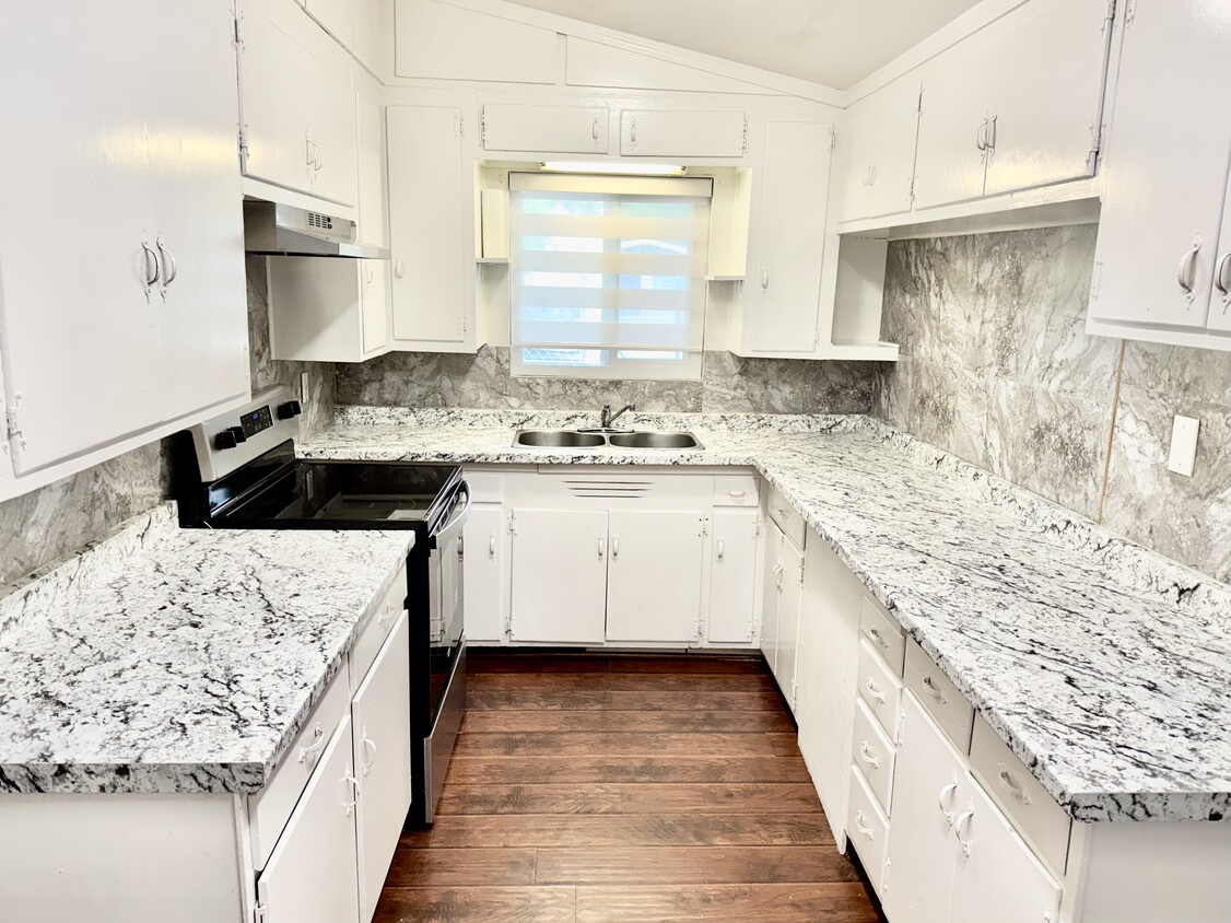 Photo - 3808 San Navado Way (North Highlands, CA)