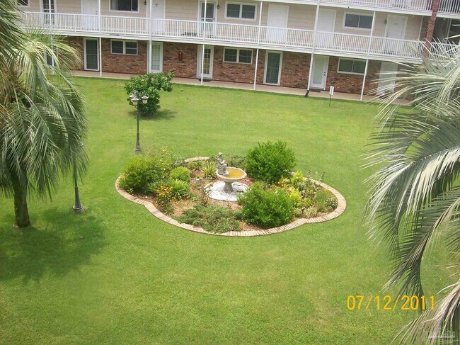 Foto del edificio - 710 Scenic Hwy