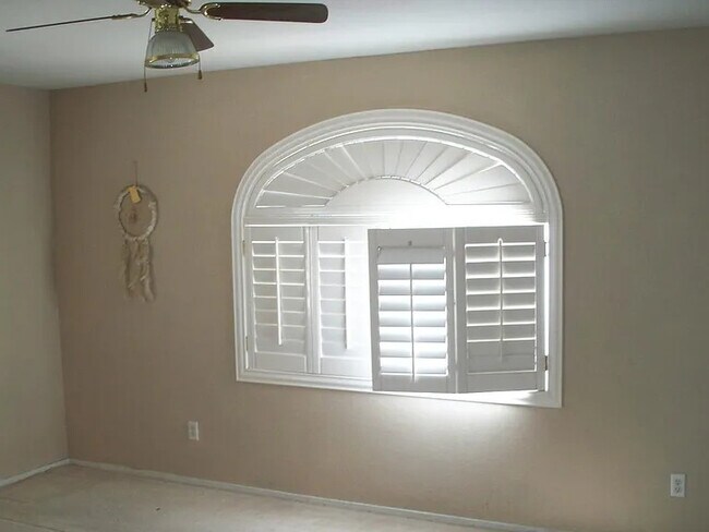 Loft - 3307 Cheltenham St