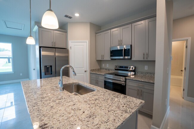 Building Photo - 418 Cinnamon Dr