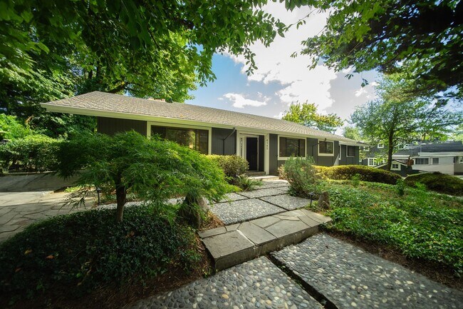 Building Photo - Greenleaf House: A Sustainable and Eco-Friendly Home!