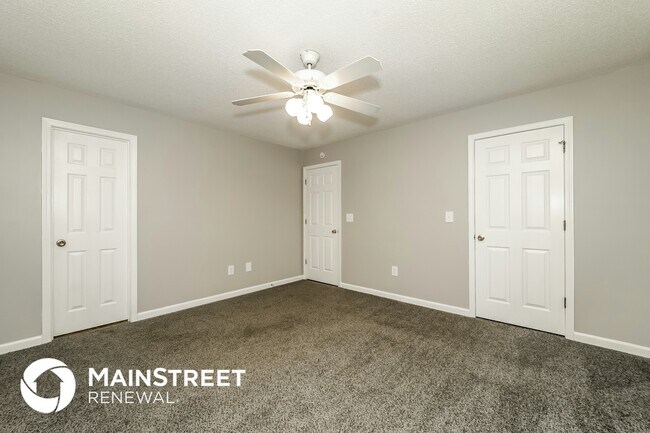 Foto del edificio - 33 Daisy Ln