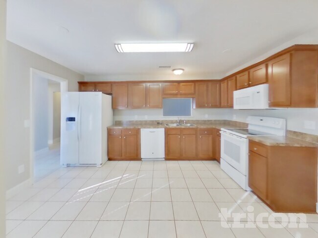 Foto del edificio - 1734 Alder Dr