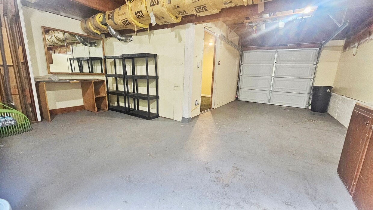 Charming 3 Bed 2.5 Bath Home in Newcastle - Charming 3 Bed 2.5 Bath Home in Newcastle