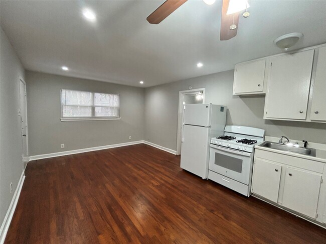Foto del edificio - 4207 Mt Vernon St