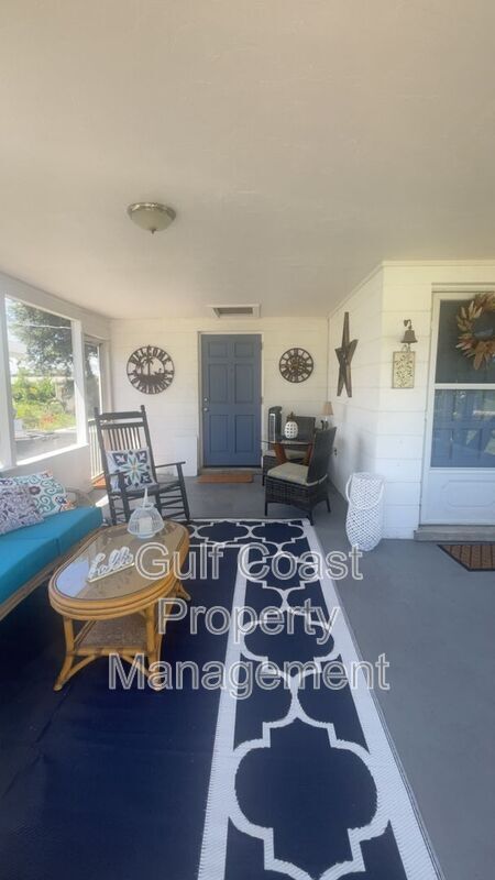 Foto del edificio - 230 E Fray St