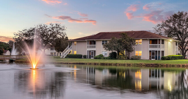 Foto del edificio - Promenade at Summer Trace Apartments